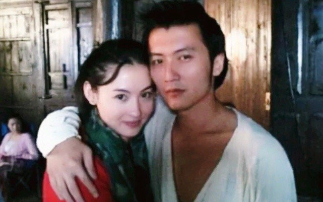 Trương Bá Chi tiết lộ lý do không công khai bạn trai, hóa ra là vì "bóng ma tâm lý" sau cuộc hôn nhân với Tạ Đình Phong?