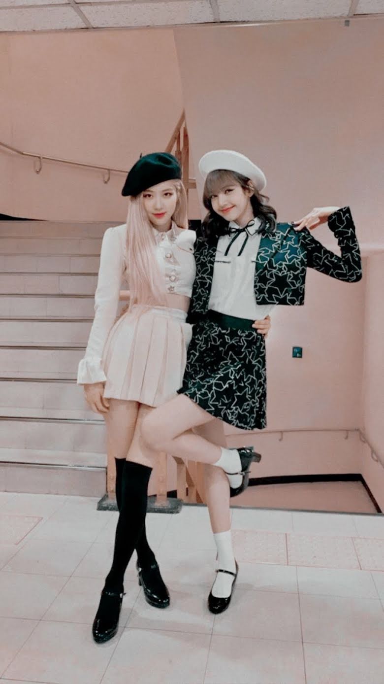 Không phải Jisoo hay Jennie, hóa ra Lisa và Rosé mới sở hữu đôi chân xuất sắc, diện quần short đẹp nhất BLACKPINK - Ảnh 10.