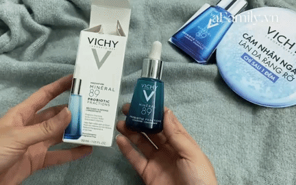 Review serum Vichy Minéral 89 Probiotic Fractions: Mùi &quot;í ẹ&quot; nhưng da được tăng độ ẩm 99%, không dính và thấm cực nhanh