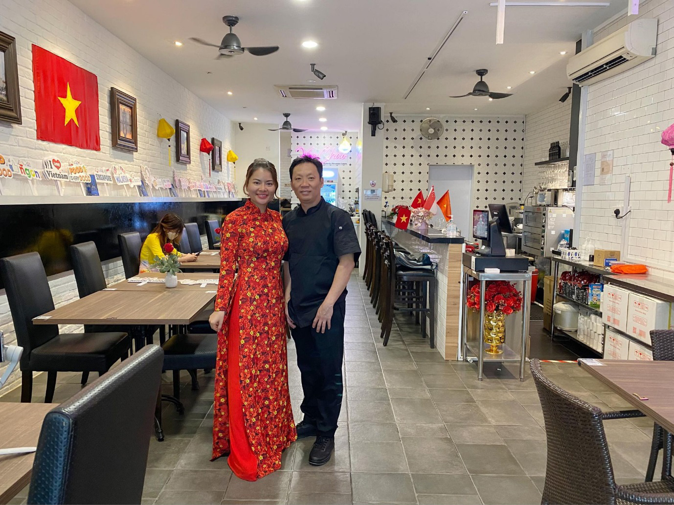 Nhà hàng Xin Chào chính thức khai trương, tạo nên ‘toạ độ ẩm thực’ cho người Việt tại Singapore - Ảnh 8.