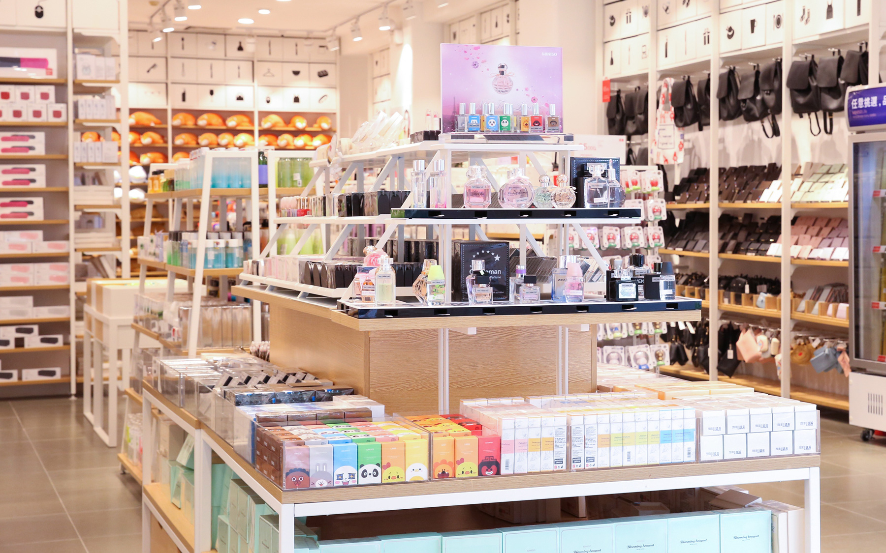 Đồng giá 43k nhưng vào Miniso có những món bạn nên suy nghĩ kỹ trước khi mua