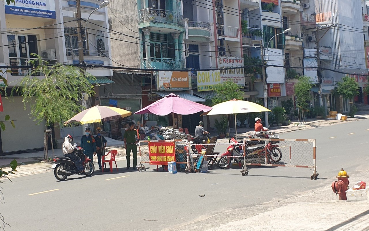 TP.HCM phát hiện thêm 4 ổ dịch mới tại khu dân cư phong tỏa