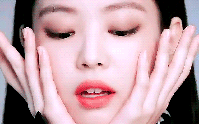 Tương lai bạn sẽ thành công theo kiểu gì, đi tới đâu cũng được yêu quý hay làm gì rồi cũng sẽ giàu sụ ngồi trên đống tiền?