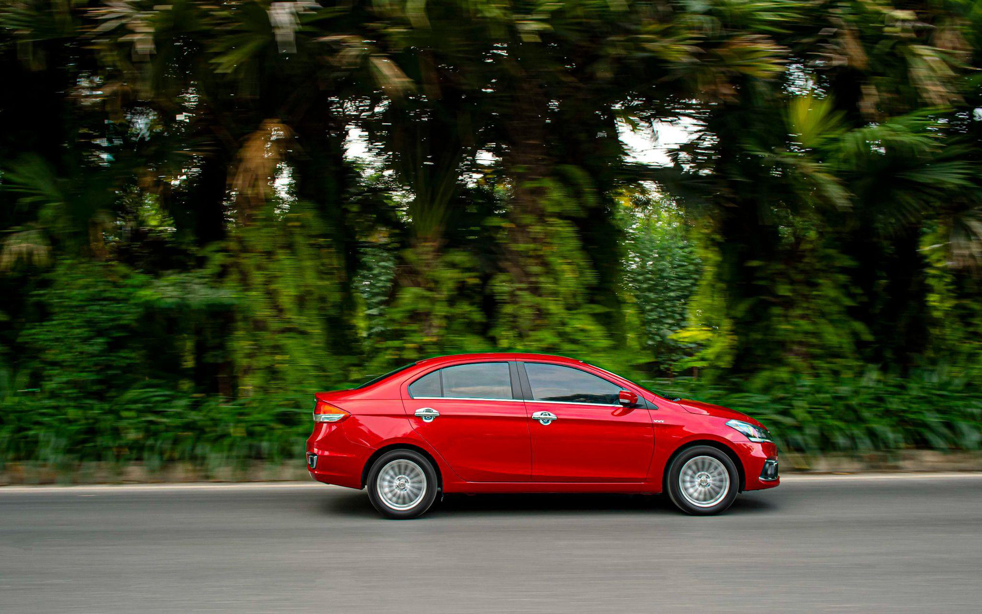 Chủ xe Suzuki Ciaz chia sẻ những điểm cộng bất ngờ, không kém cạnh các mẫu sedan hạng C