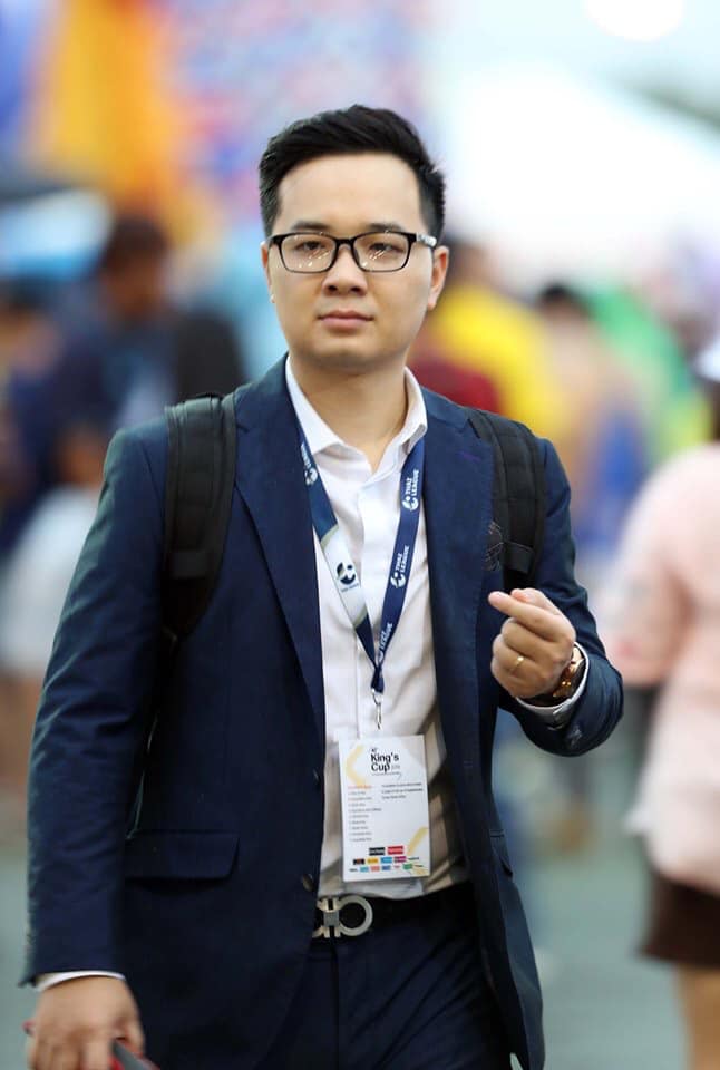 VTV lại có thêm "1 vựa muối", đang bình luận Euro say mê nhưng cũng không quên nhắc khán giả cài báo thức để... kịp giờ đưa con đi thi - Ảnh 3.