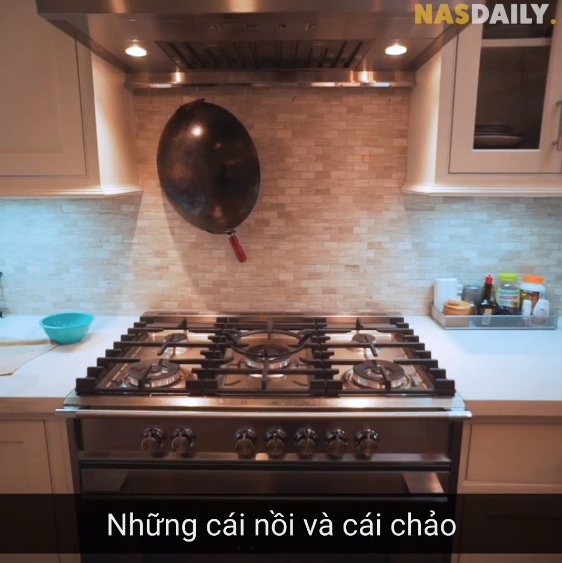 Siêu đầu bếp khiếm thị Christine Hà hiếm hoi hé lộ căn bếp hoành tráng, nơi các vật dụng được sắp xếp gọn gàng theo  quy tắc bất ngờ - Ảnh 5.