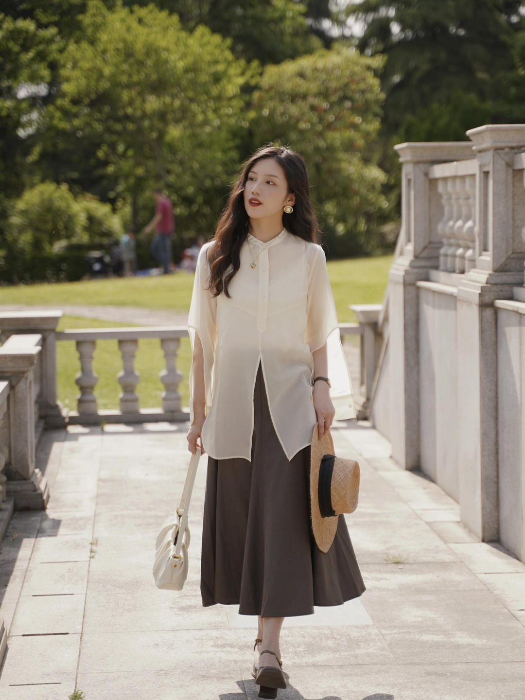 mặc đẹp ngoài 30