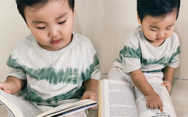 Hoà Minzy bật mí 9 quyển sách con trai đọc từ 3 tháng tuổi, cuốn Bo thích nhất cực kì đặc biệt