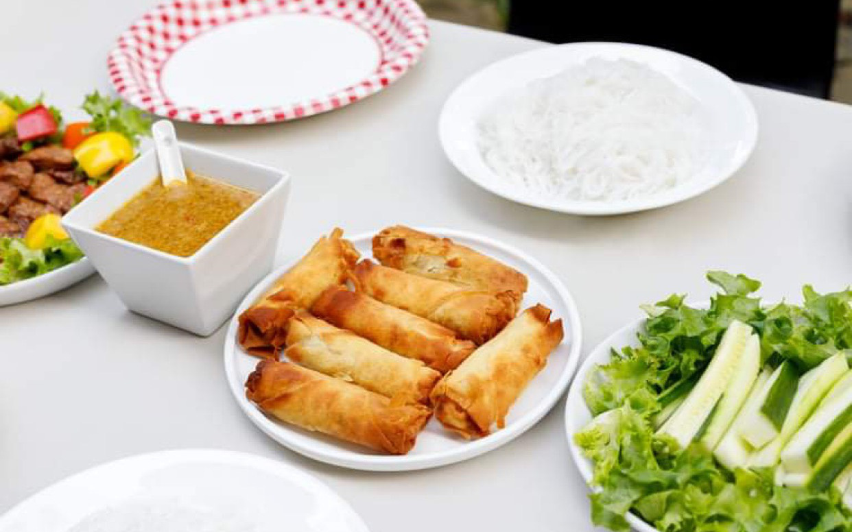 2 cách pha đồ chấm món cuốn "cân" mọi khẩu vị từ hot mom Huỳnh Phương Trang, từ chay đến mặn ăn với gì cũng ngon xuất sắc!