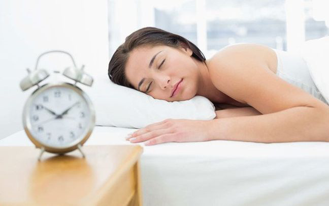 Giấc ngủ là &quot;thực phẩm&quot; tốt nhất thế giới, giúp tăng cường sức đề kháng và tăng tuổi thọ: 3 cách giúp bạn có giấc ngủ chất lượng nhất