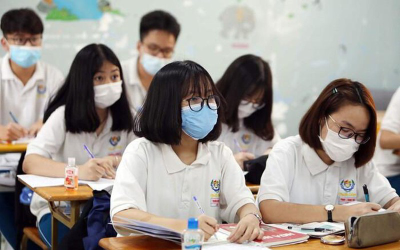 ĐIỂM CHUẨN xét tuyển đại học 2021: Thêm một trường khiến sĩ tử "choáng" khi bảng điểm toàn 8, 9, cao nhất lên đến 9,63