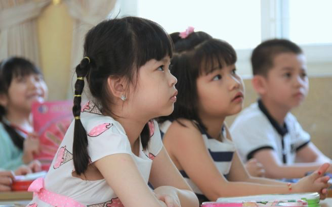 MỚI: Học sinh 2 lớp sau tại Hà Nội được bỏ bài kiểm tra cuối năm vì dịch Covid-19