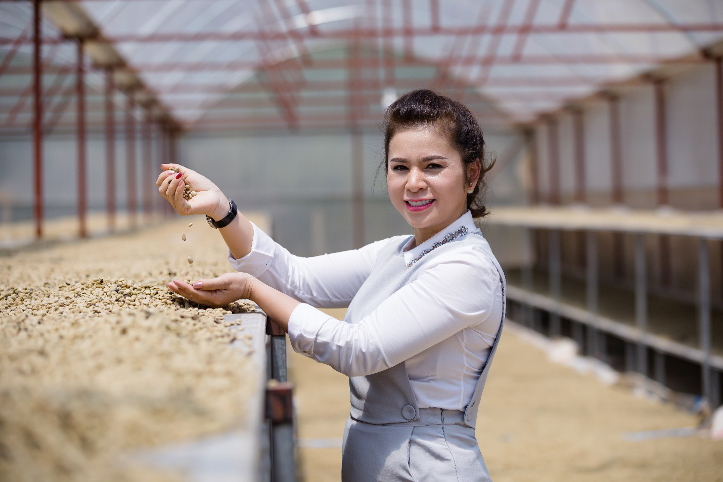 Bà Lê Hoàng Diệp Thảo công bố dự án Happy Farmers - Cầu nối liên kết với các nhà cung ứng nông sản Việt Nam - Ảnh 4.