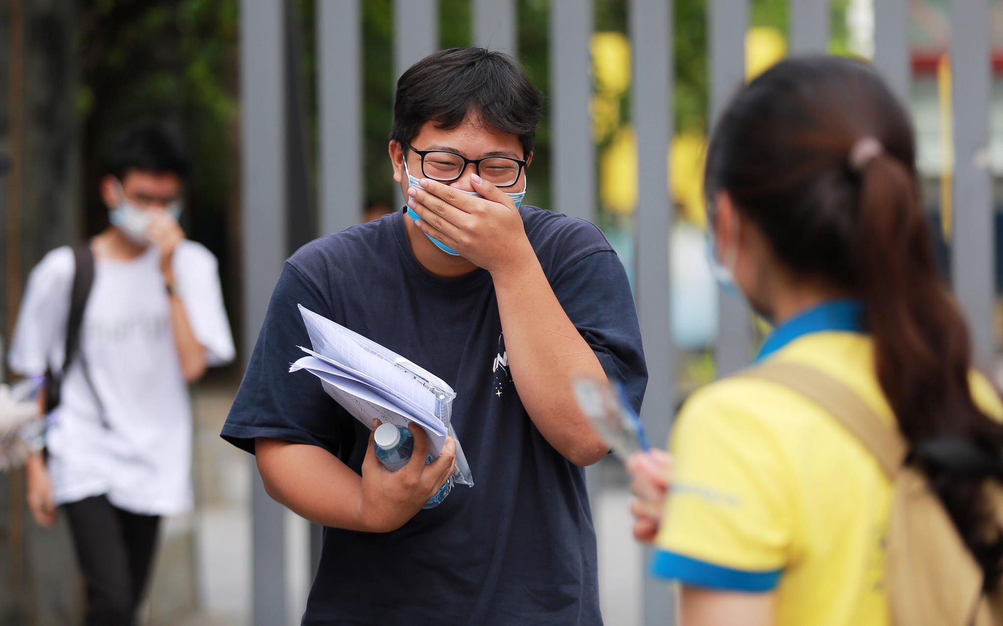 Một đề thi dành cho học sinh giỏi Văn gây sốt vì câu hỏi 8 điểm... không có chữ nào: Xem dân tình trổ tài "đuổi hình bắt chữ" mà á ố vì thán phục 