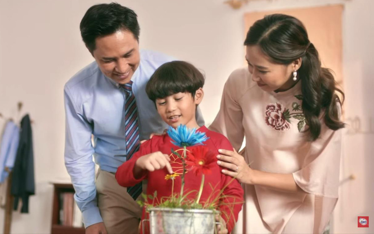 “Tết đủ đầy là khi…” - Tết chẳng ở đâu xa mà ngay trong những hàm ơn, hành động giản đơn diệu kỳ