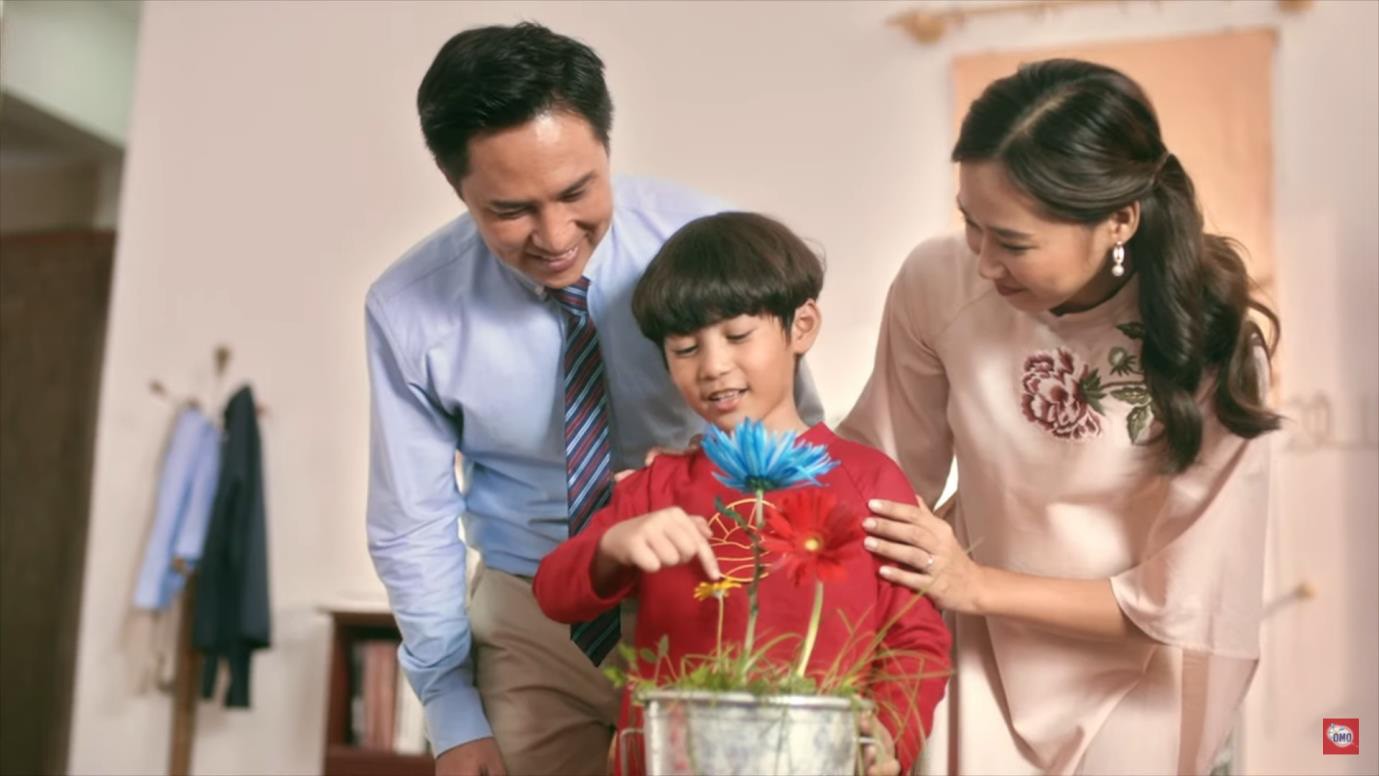 “Tết đủ đầy là khi…” - Tết chẳng ở đâu xa mà ngay trong những hàm ơn, hành động giản đơn diệu kỳ - Ảnh 1.
