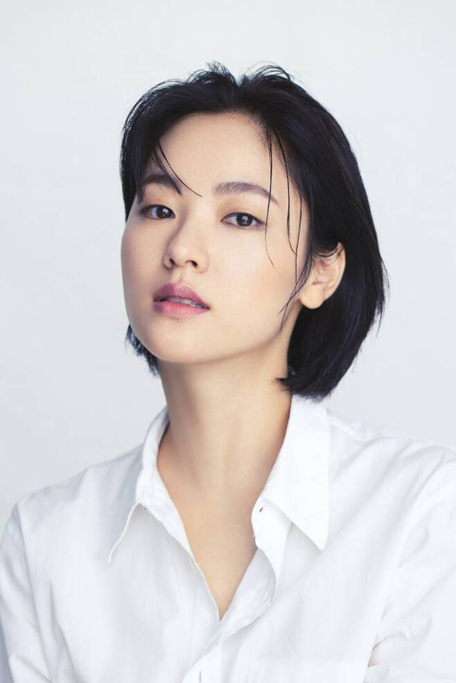 Bạn gái tin đồn Song Joong Ki tiết lộ bí mật đóng cảnh tình tứ cùng chồng cũ Song Hye Kyo - Ảnh 2.