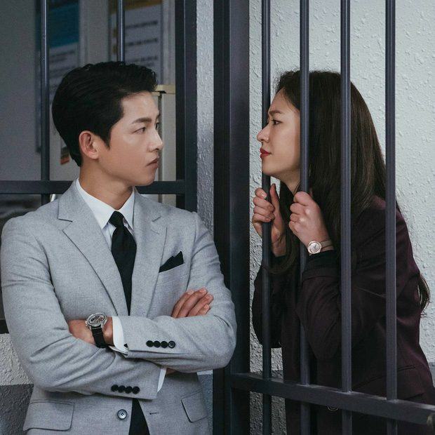 Bạn gái tin đồn Song Joong Ki tiết lộ bí mật đóng cảnh tình tứ cùng chồng cũ Song Hye Kyo - Ảnh 3.