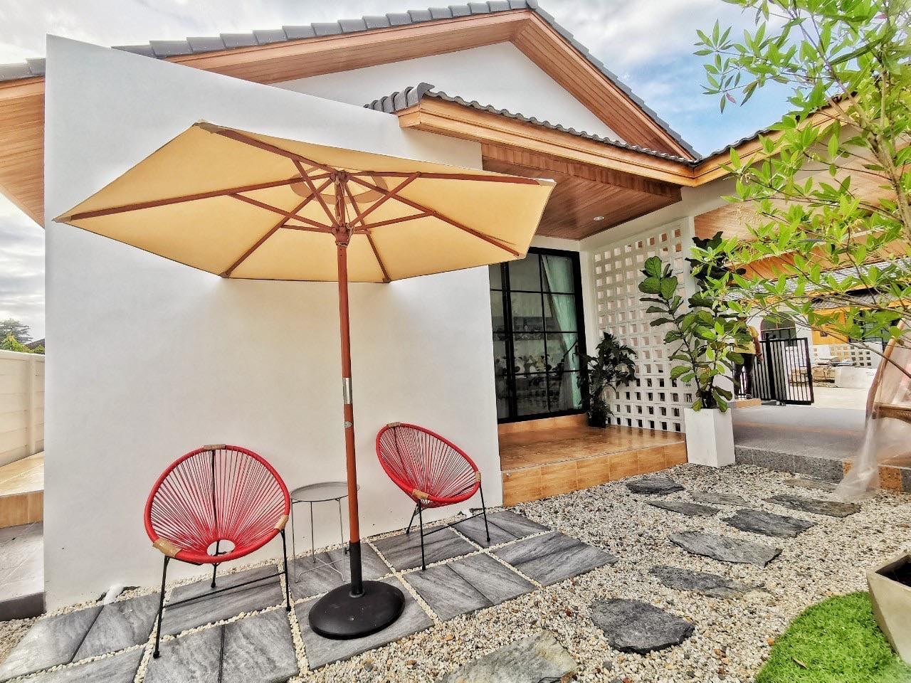 Thích mê căn nhà cấp 4 dễ thương phong cách Muji có góc sân vườn cực chill - Ảnh 10.