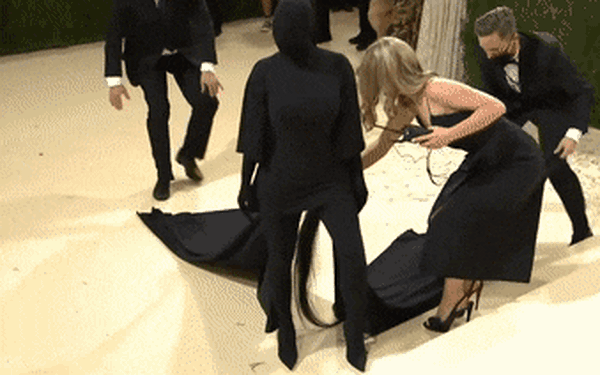 Thảm đỏ 2021 - Ảnh 19.