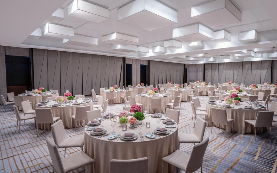 Không gian tổ chức tiệc cưới và sự kiện đẳng cấp tại khách sạn New World Sài Gòn