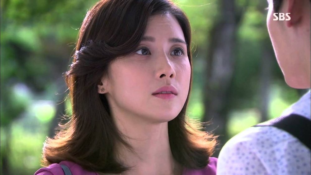 Bốn lần Song Hye Kyo mất Daesang: Bị Lee Bo Young hạ gục liên tiếp 2 lần, trắng tay trước chồng cũ Song Joong Ki - Ảnh 2.