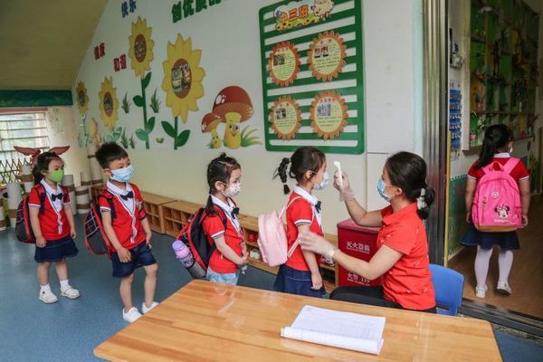 Tin tuyển giáo viên mầm non ở Hà Nội gây sóng gió: Kịch tính còn hơn 