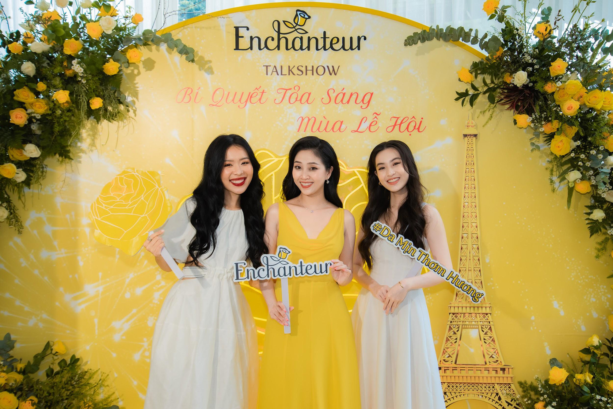 Thảo Tâm, An Phương, Liêu Hà Trinh cùng nhau trò chuyện về bí quyết tỏa sáng mùa lễ hội với Enchanteur - Ảnh 1.