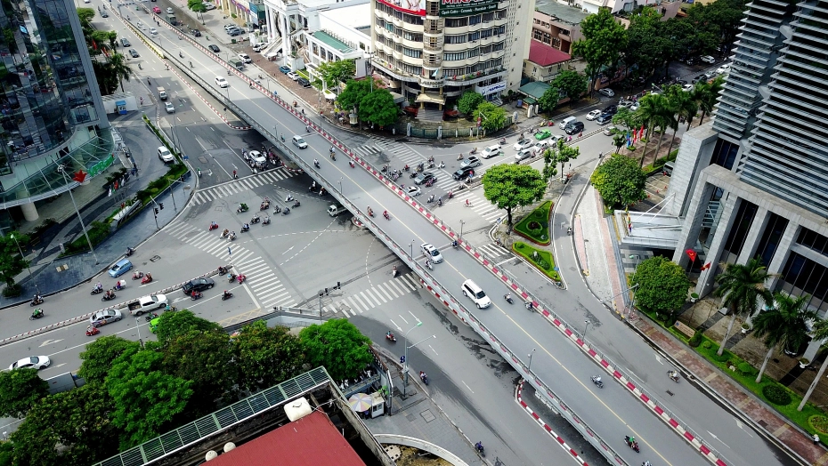 Đường Nguyễn Chí Thanh - &quot;Con đường đẹp nhất Việt Nam&quot; và những lần &quot;biến hình&quot; khiến người dân tiếc nuối - Ảnh 3.