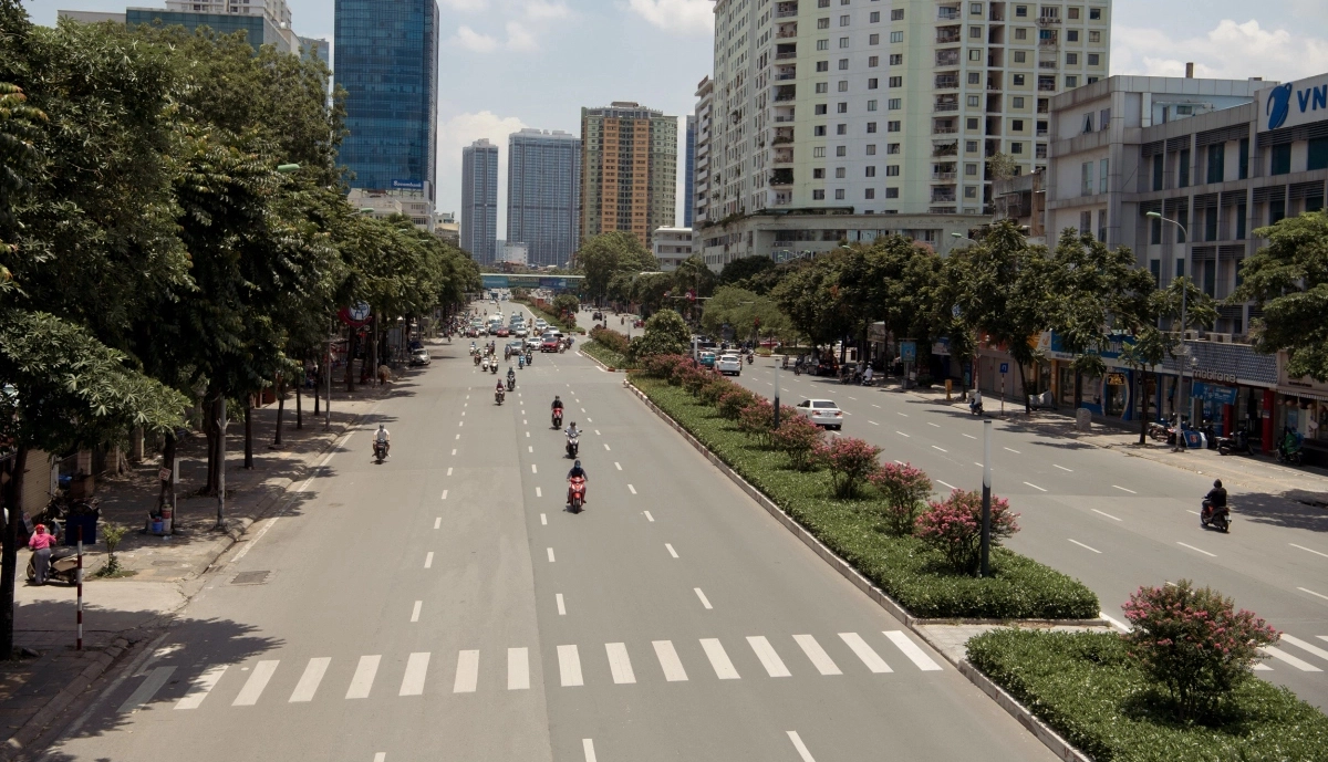 Đường Nguyễn Chí Thanh - &quot;Con đường đẹp nhất Việt Nam&quot; và những lần &quot;biến hình&quot; khiến người dân tiếc nuối - Ảnh 7.