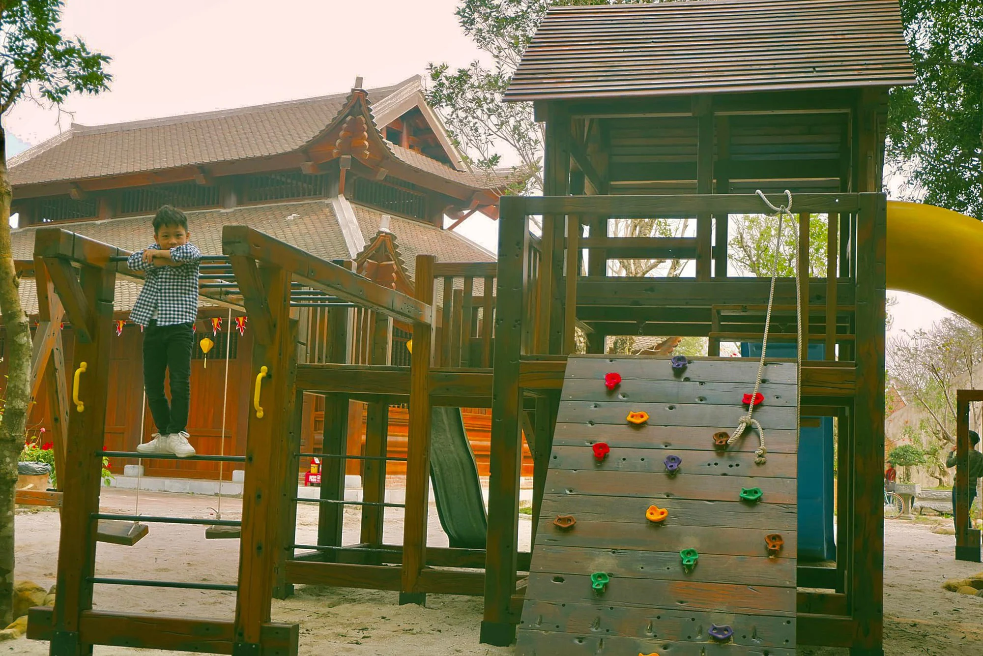 Cảm nhận không gian xanh mát tại Làng Nương Yên Tử khiến cả người lớn lẫn trẻ nhỏ thích mê - Ảnh 5.