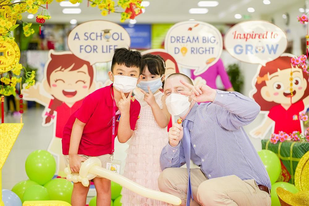 Loạt khoảnh khắc đáng yêu của các bé mầm non Royal School tuần đầu đến trường - Ảnh 3.