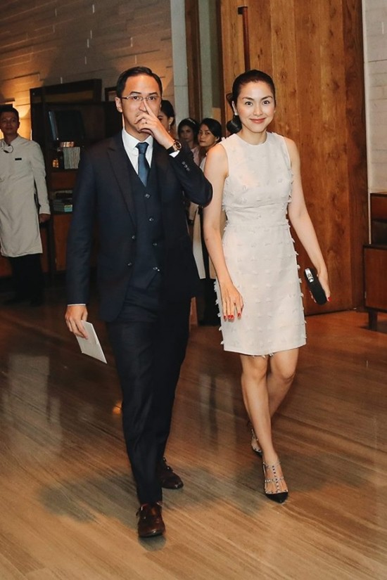 Hà Tăng lên đồ đi đám cưới tài ghê: Rất đẹp, rất sang mà chẳng hề lấn lướt cô dâu - Ảnh 6.