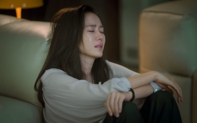 Tuổi 39 tập 3: Vừa cho bà cả ăn tát, Son Ye Jin có nguy cơ ra tòa