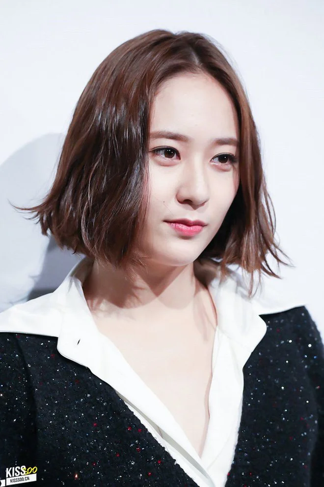 Hội mỹ nhân &quot;xuống tóc&quot; đóng phim: Song Hye Kyo được khen như nữ sinh, bạn gái Song Joong Ki bị chê kém sắc - Ảnh 11.