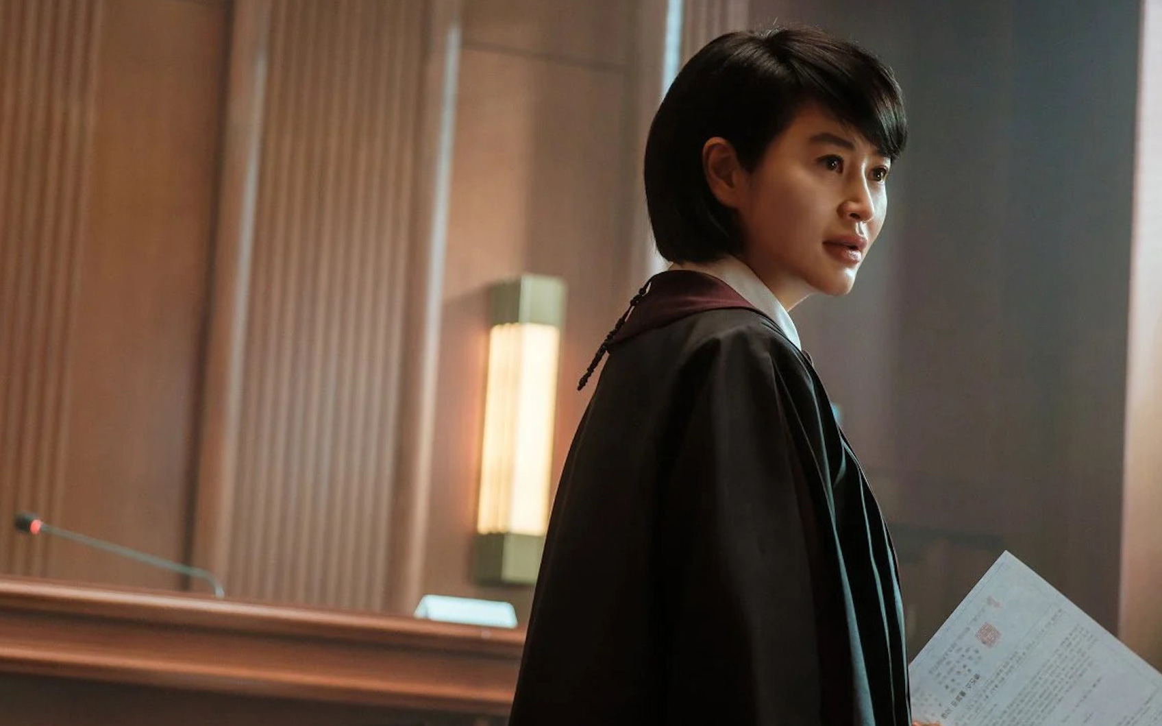 “Tòa án vị thành niên”: Phim 18+ mới của "biểu tượng sex xứ Hàn" Kim Hye Soo gây bão Netflix
