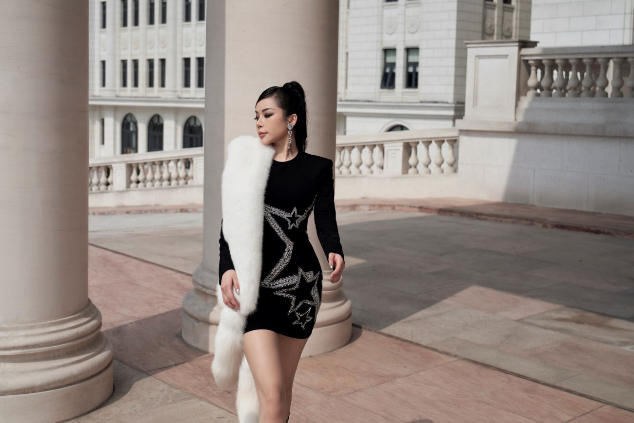 Làm mới street style với áo khoác lông đầy sang trọng và gợi cảm - Ảnh 4.