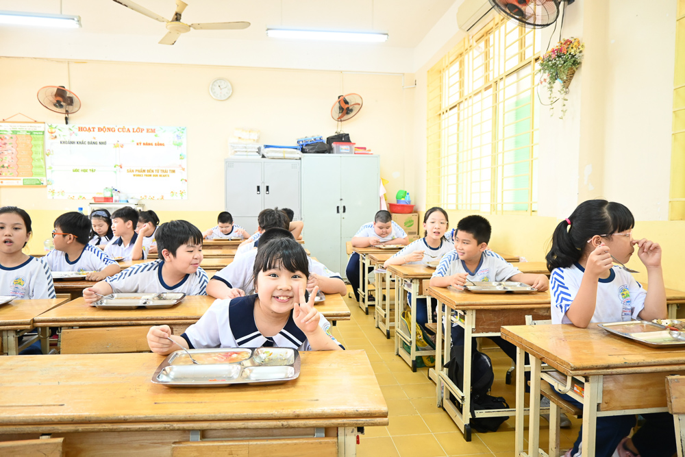 Học sinh Trường Tiểu học Phan Đình Phùng vui mừng được Chính phủ Nhật Bản tài trợ “Bếp ăn mẫu” - Ảnh 5.