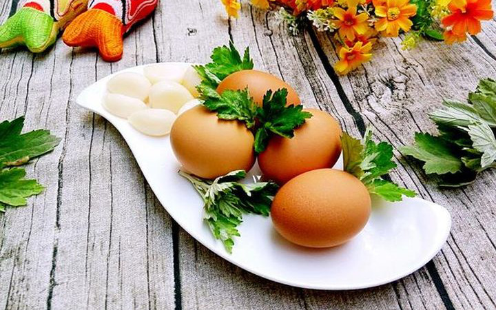 Trong kỳ kinh nguyệt, phụ nữ ăn 1 quả trứng luộc với thứ này mỗi ngày giúp giảm cân, điều hòa kinh nguyệt, ngừa ung thư