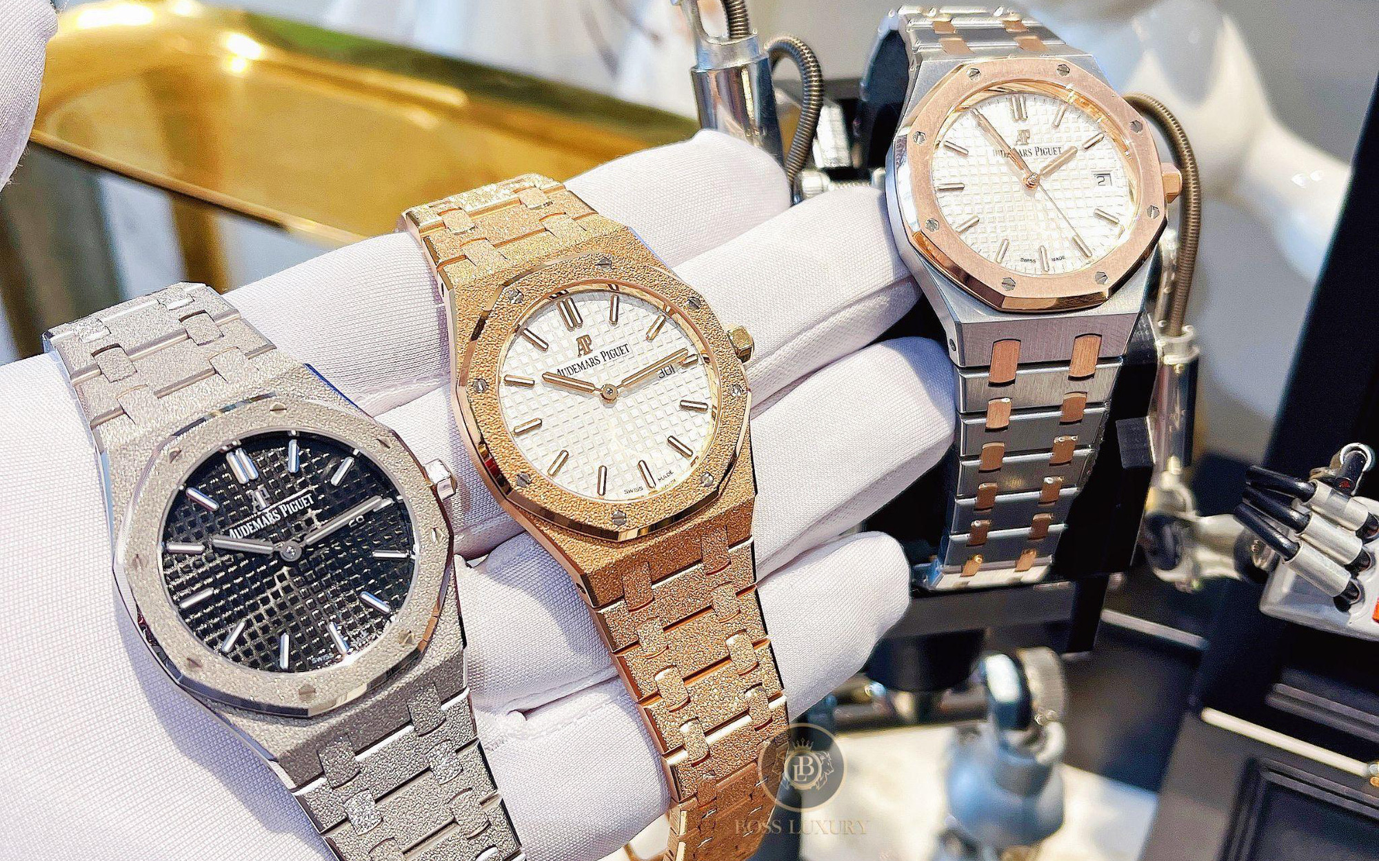 Top 5 đồng hồ nữ hứa hẹn gây sốt tại Boss Luxury Hà Nội trong năm 2022