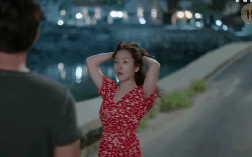 Nơi đảo xanh tập 3: Kim Woo Bin hôn Han Ji Min nhưng về sau bất ngờ nổi xung vì sao? 