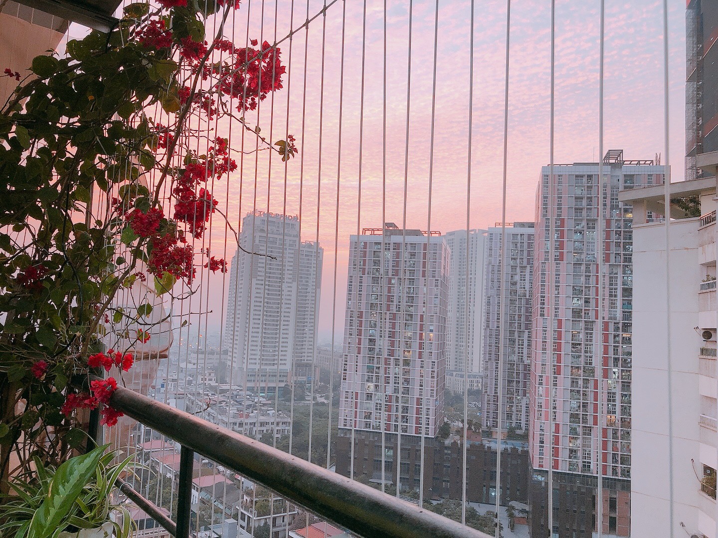 Cặp vợ chồng dùng gần 1 tỷ cải tạo lại căn hộ 138m² tại Văn Khê theo phong cách Indochine hiện đại, tone vàng hút mắt - Ảnh 16.