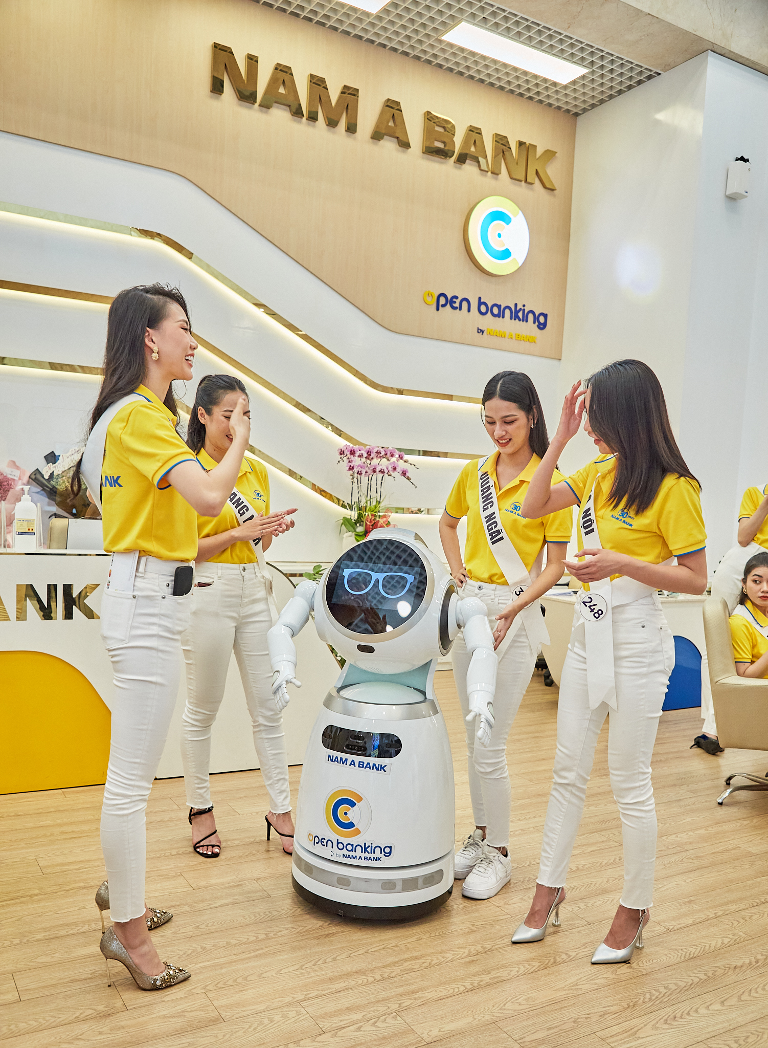 Nam A Bank chính thức đồng hành cùng Hoa hậu Hoàn vũ Việt Nam 2022 - Ảnh 2.