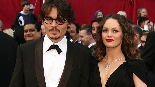 Tóm tắt tình sử Johnny Depp và Amber Heard: Từ cặp đôi vàng Hollywood đến kiện cáo banh chành chấn động làng giải trí - Ảnh 3.