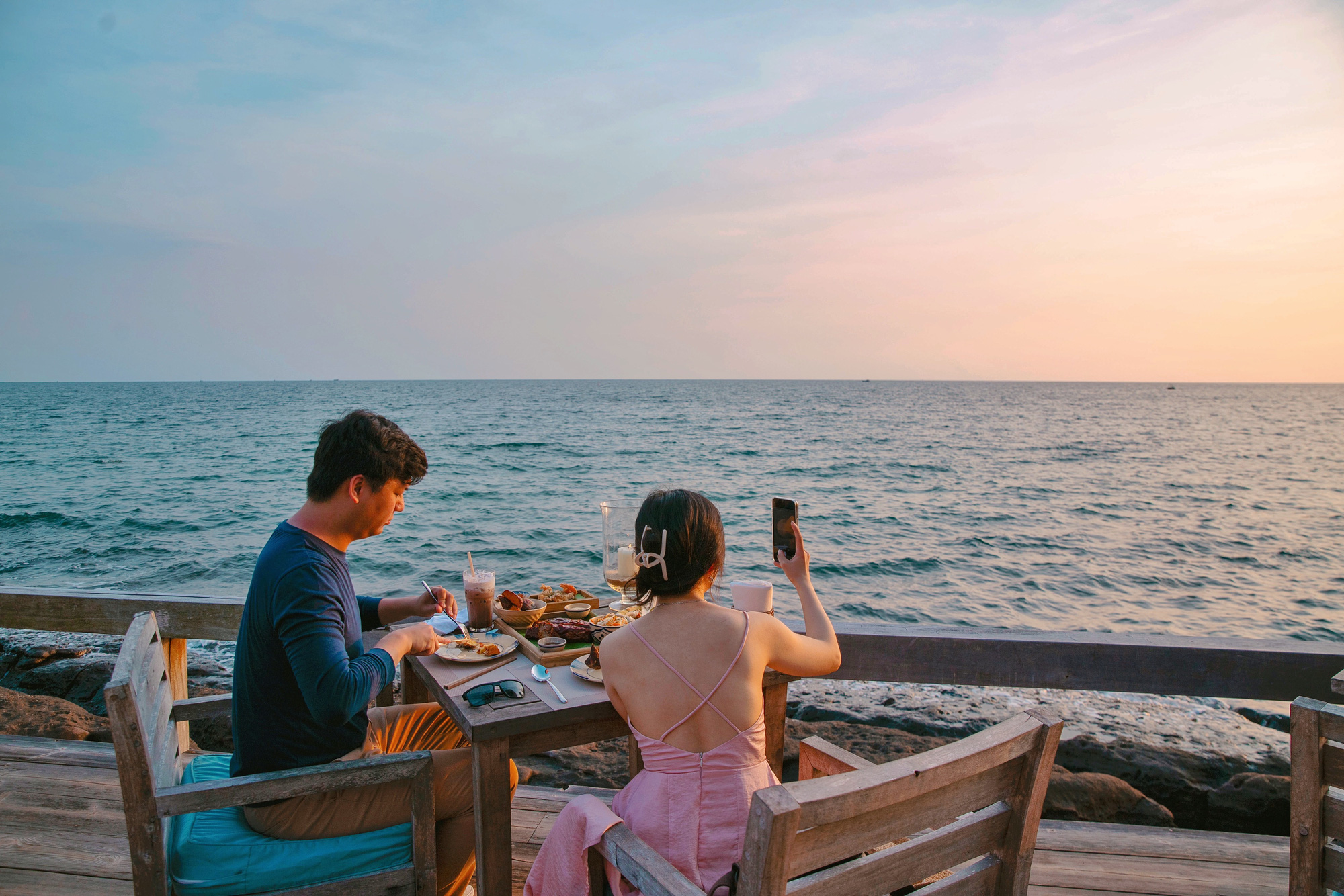 Nếu bạn trót mê &quot;VỊ NGỌT&quot; CỦA HOÀNG HÔN thì nhất định không thể bỏ lỡ Phú Quốc và đây là những thứ để trải nghiệm đó trở nên TÌNH và THÚ VỊ hơn bao giờ hết! - Ảnh 5.