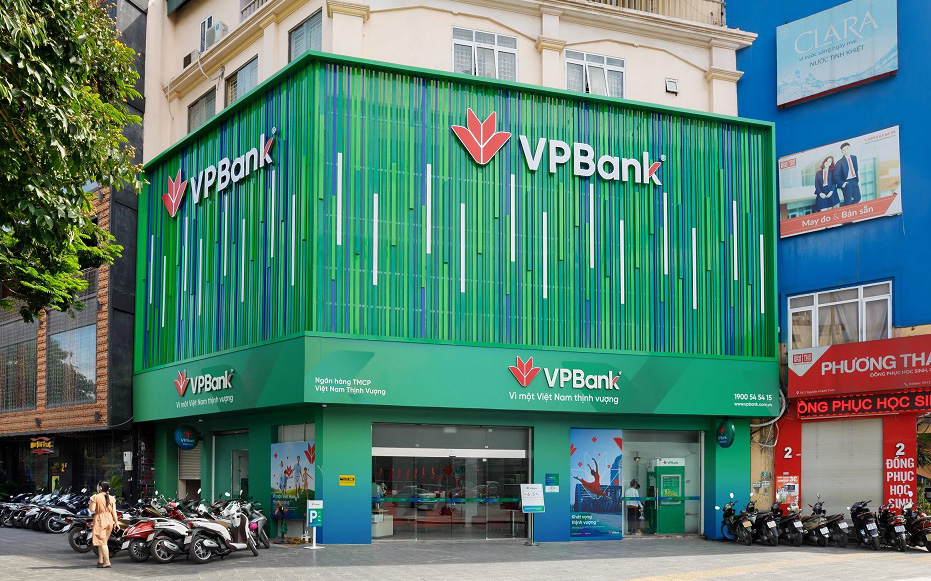 Các chi nhánh VPBank đồng loạt “thay áo mới”