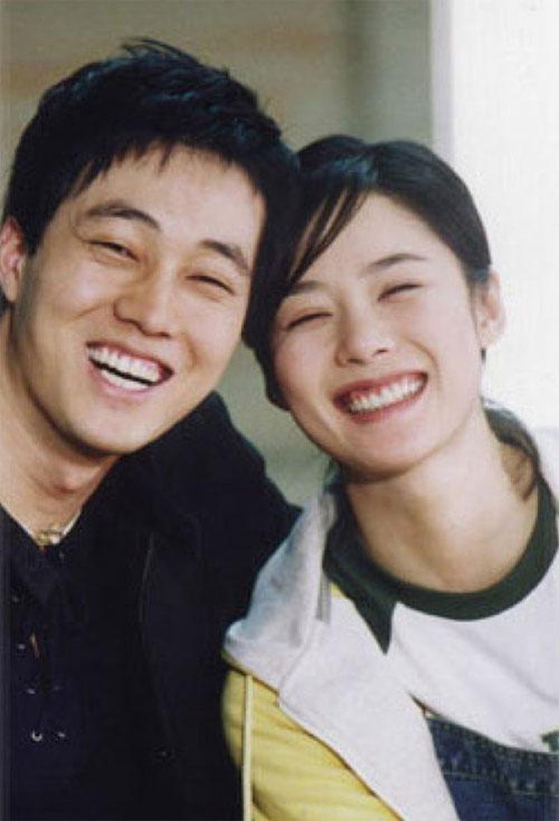 Chàng Park Chul Woong của “Giày Thủy Tinh”: U50 nên duyên với vợ trẻ nhờ Son Ye Jin, đau đớn khi phải tiễn đưa bạn thân thất - Ảnh 4.