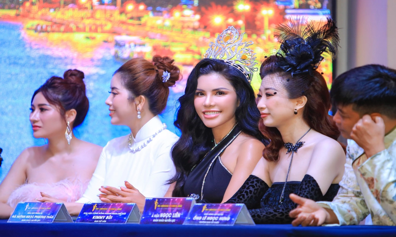 Hoa hậu Kimmy Bùi xuất hiện với cương vị giám khảo Hoa hậu Doanh nhân Hoàn vũ 2022 - Ảnh 3.
