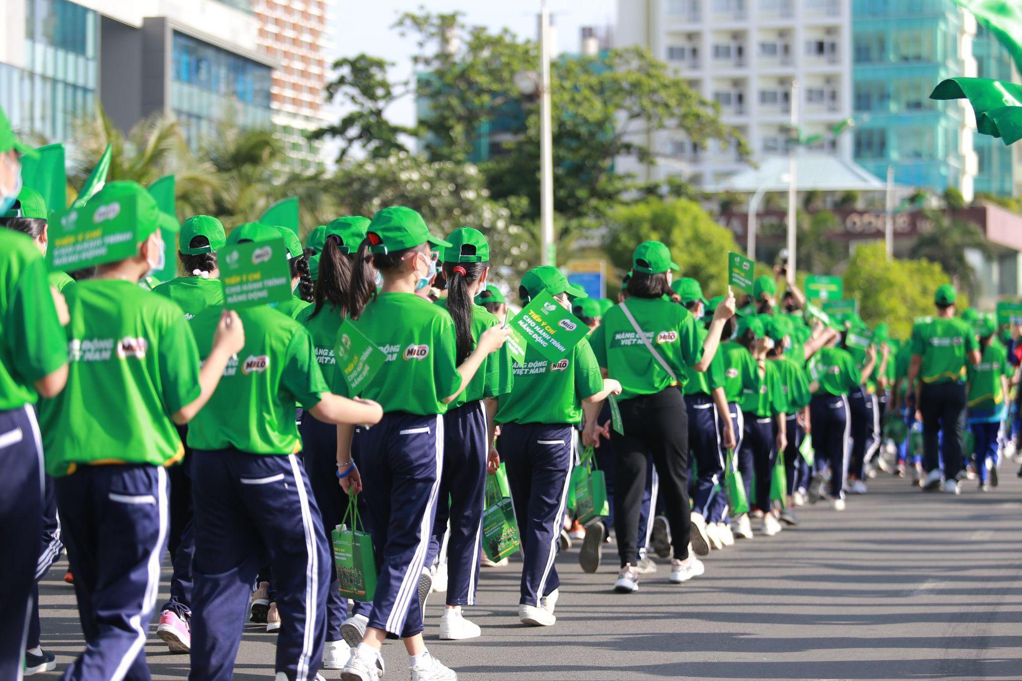 Hàng ngàn học sinh tỉnh Khánh Hòa được “tiếp ý chí” tại Ngày hội đi bộ MILO 2022 - Ảnh 4.