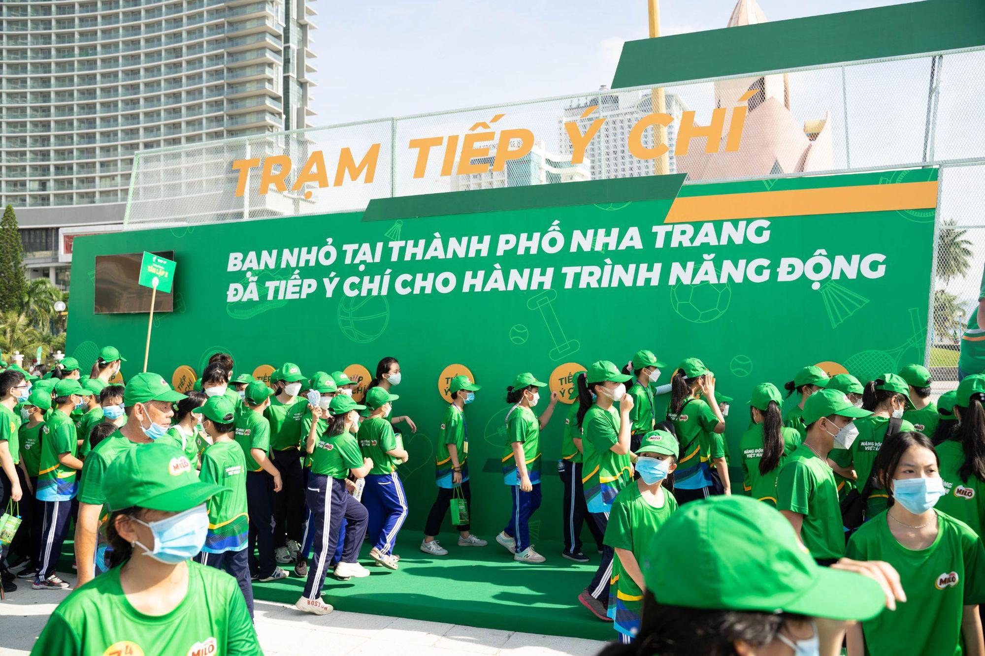 Hàng ngàn học sinh tỉnh Khánh Hòa được “tiếp ý chí” tại Ngày hội đi bộ MILO 2022 - Ảnh 6.